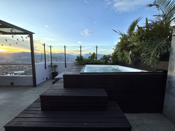 Jacuzzi en la terraza